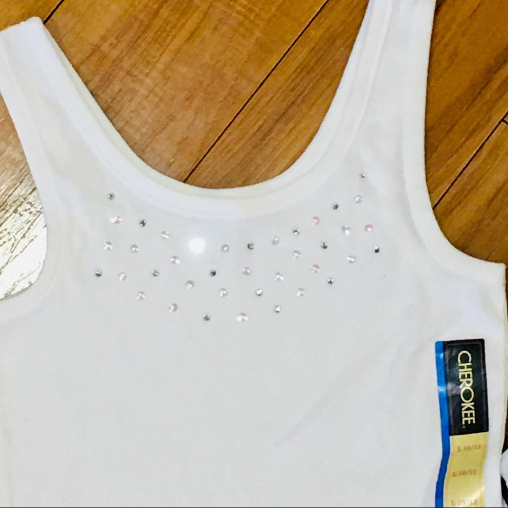 Gap beach summer striped cotton shorts and sequin white tank top — girl … - Picture 4 of 7